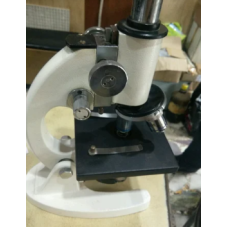 Microscope