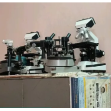 Microscope